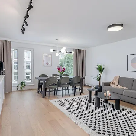 Inqse Centre شقة فندقية كراكوفيا