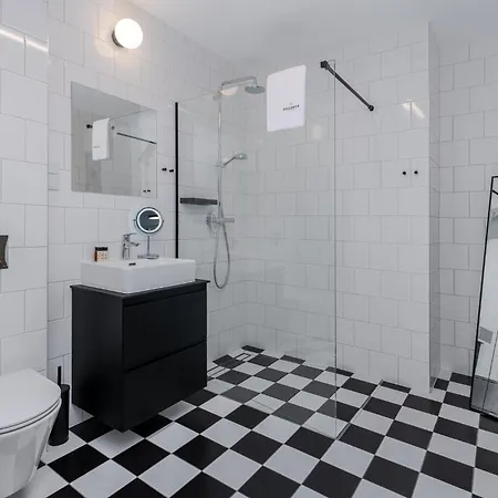 Aparthotel Inqse Centre