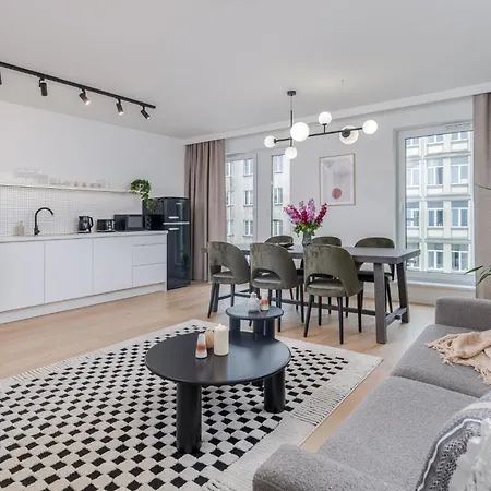 Aparthotel Inqse Centre