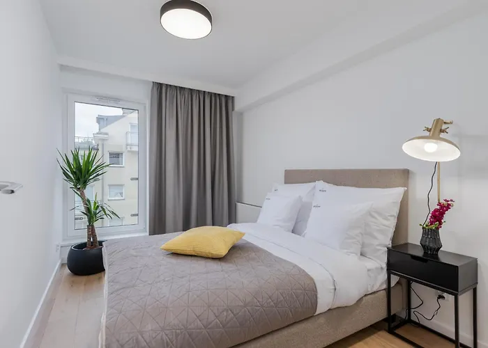 Inqse Centre מלון דירות 4*