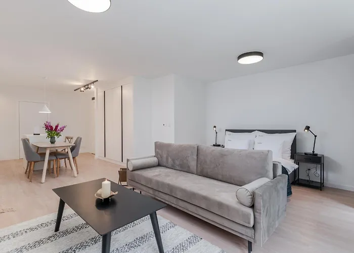 Inqse Centre מלון דירות 4*