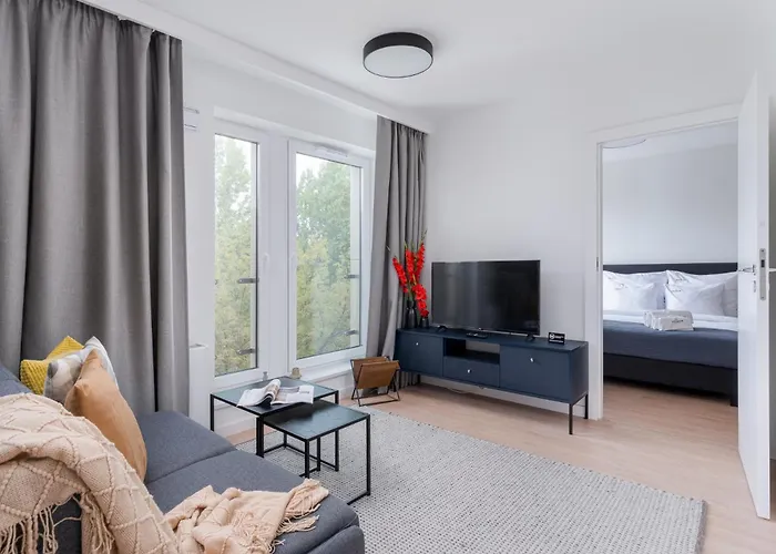 Aparthotel Inqse Centre 4*