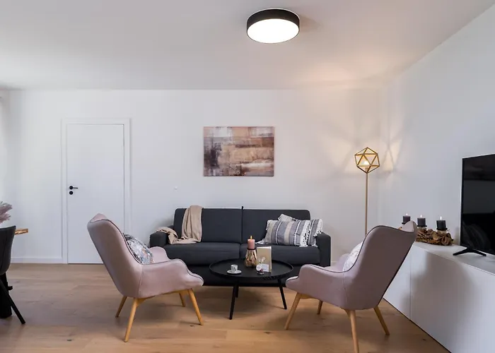 Apartahotel Inqse Centre 4*